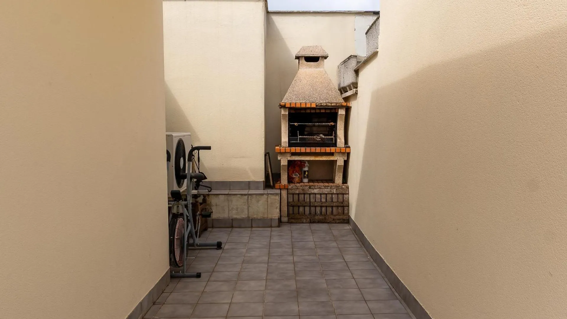 Penthouse Fenals Beach Lloret de Mar Apartment
